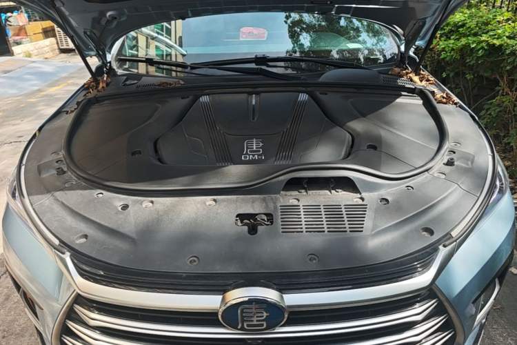 Used BYD Tang New Energy 2023 DM-i Champion Edition 112KM Prestige Model Engine Bay
