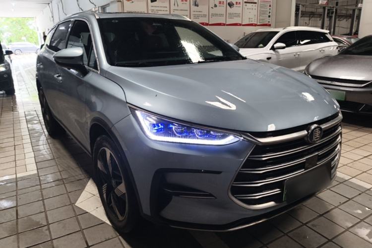 Used BYD Tang New Energy 2023 DM-i Champion Edition 112KM Prestige Model Front Right 45 Deg