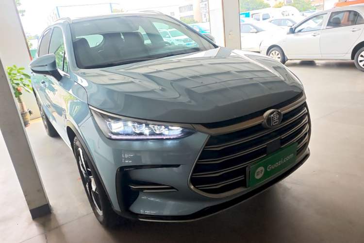 Used BYD Tang New Energy 2023 DM-i Champion Edition 112KM Prestige Model Front Right 45 Deg