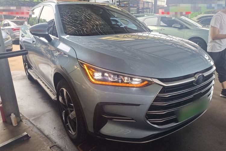 Used BYD Tang New Energy 2023 DM-i Champion Edition 112KM Prestige Model Front Right 45 Deg