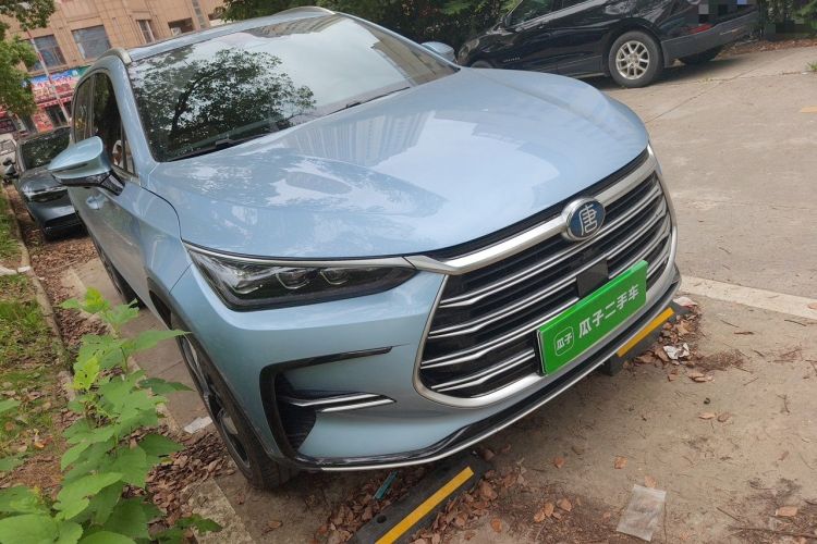 Used BYD Tang New Energy 2023 DM-i Champion Edition 112KM Prestige Model Front Right 45 Deg