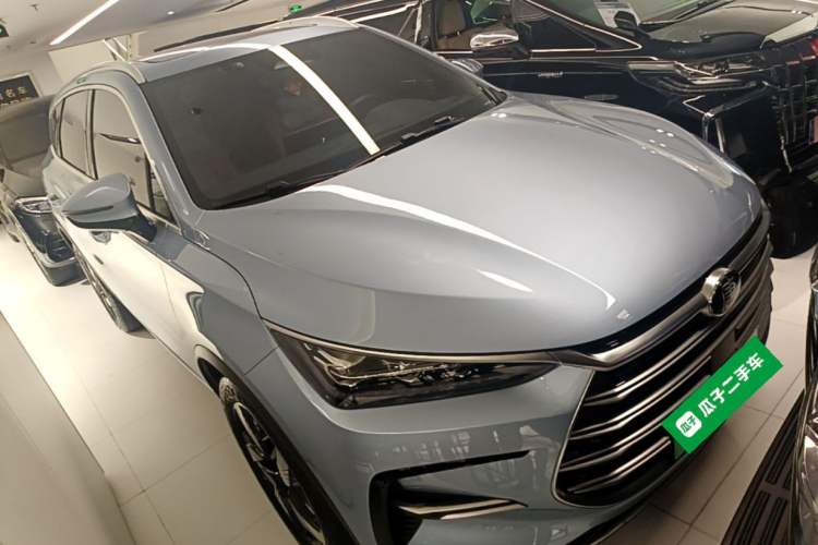 Used BYD Tang New Energy 2023 DM-i Champion Edition 112KM Prestige Model Front Right 45 Deg