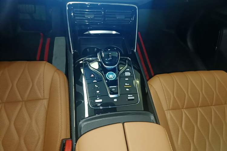 Used BYD Tang New Energy 2023 DM-i Champion Edition 112KM Prestige Model Gear Lever