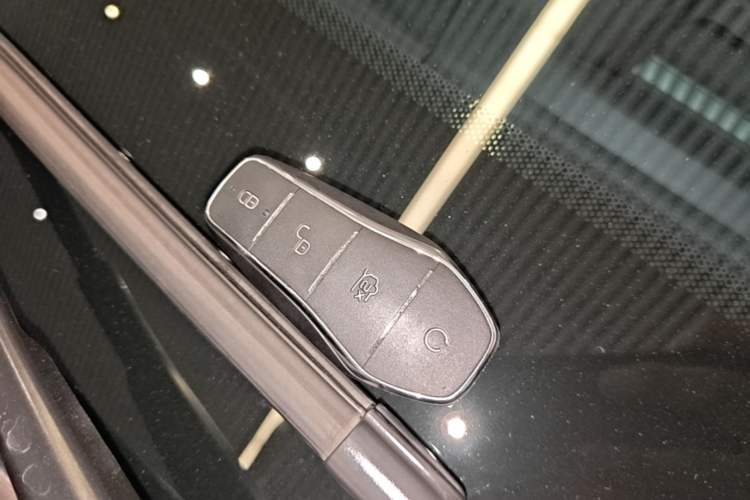 Used BYD Tang New Energy 2023 DM-i Champion Edition 112KM Prestige Model Interior 1