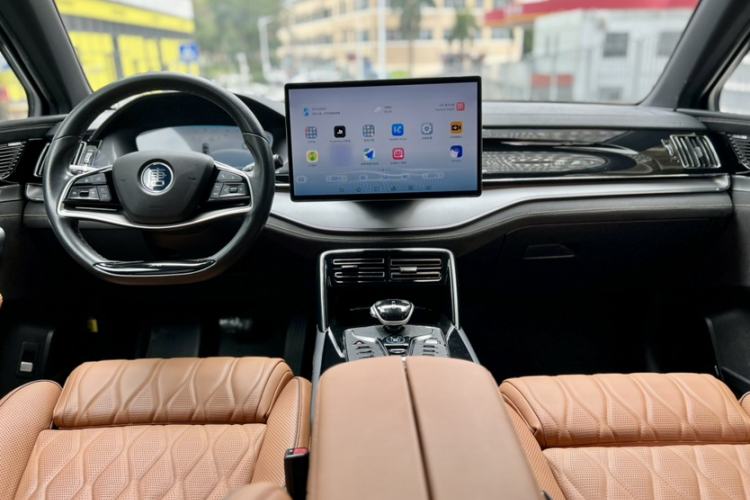 Used BYD Tang New Energy 2023 DM-i Champion Edition 112KM Prestige Model Interior 5