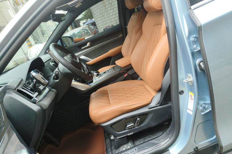 Used BYD Tang New Energy 2023 DM-i Champion Edition 112KM Prestige Model Left Front Seat