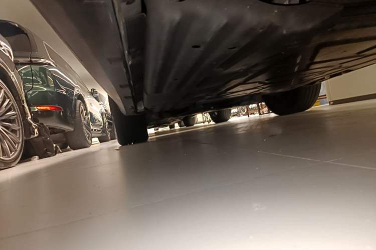 Used BYD Tang New Energy 2023 DM-i Champion Edition 112KM Prestige Model Left Side Sill