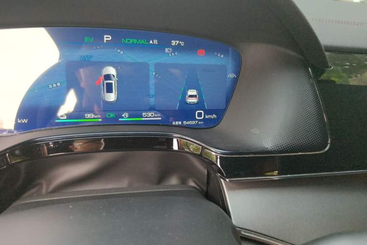 Used BYD Tang New Energy 2023 DM-i Champion Edition 112KM Prestige Model Odometer Close Up