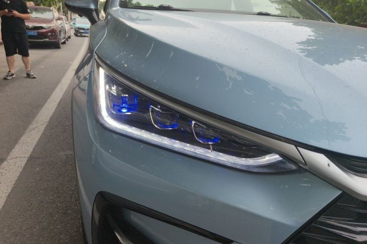 Used BYD Tang New Energy 2023 DM-i Champion Edition 112KM Prestige Model Right Front Headlight
