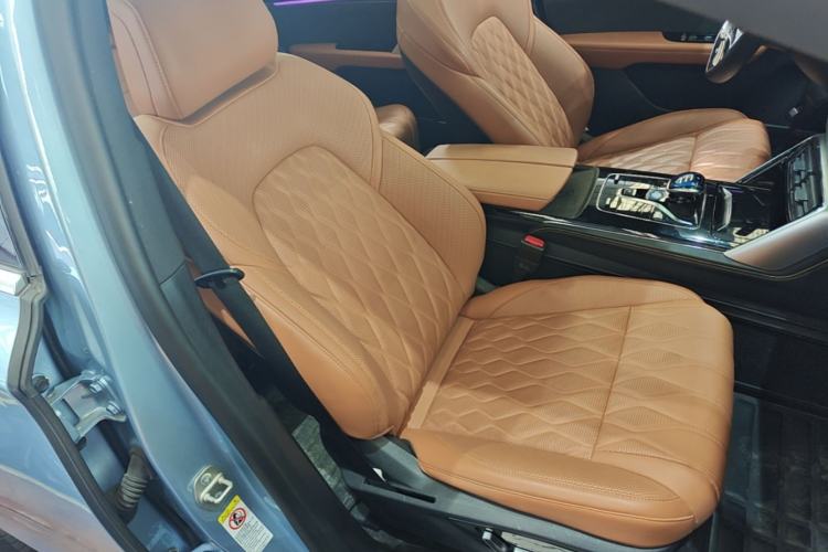 Used BYD Tang New Energy 2023 DM-i Champion Edition 112KM Prestige Model Right Front Seat