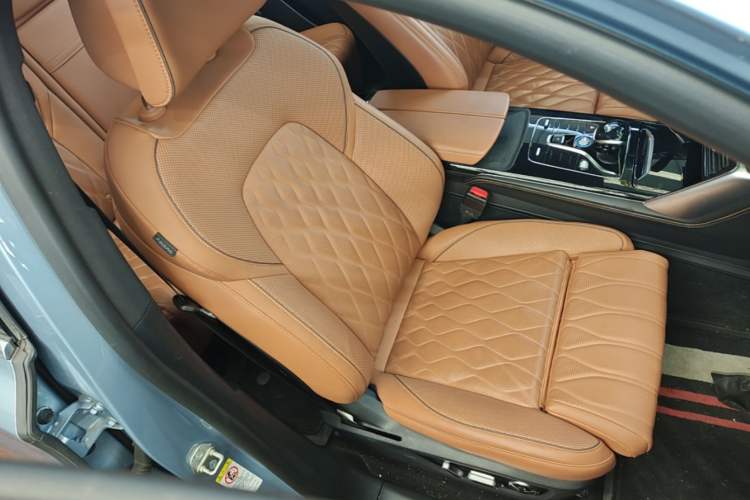 Used BYD Tang New Energy 2023 DM-i Champion Edition 112KM Prestige Model Right Front Seat