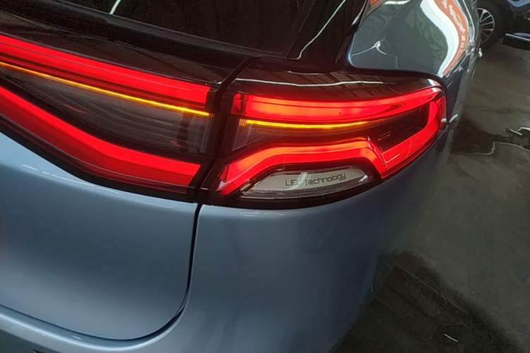 Used BYD Tang New Energy 2023 DM-i Champion Edition 112KM Prestige Model Right Rear Taillight