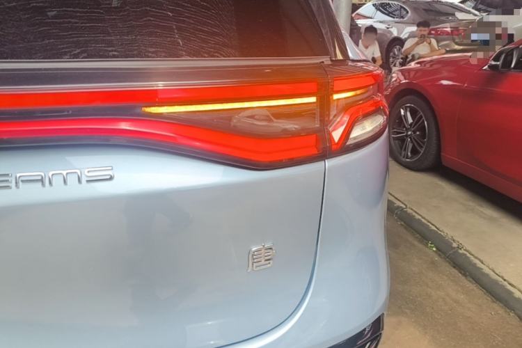 Used BYD Tang New Energy 2023 DM-i Champion Edition 112KM Prestige Model Right Rear Taillight