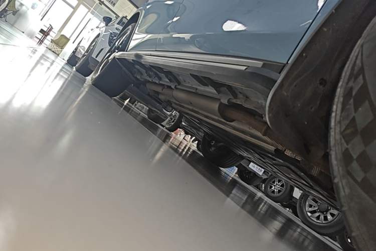 Used BYD Tang New Energy 2023 DM-i Champion Edition 112KM Prestige Model Right Side Sill