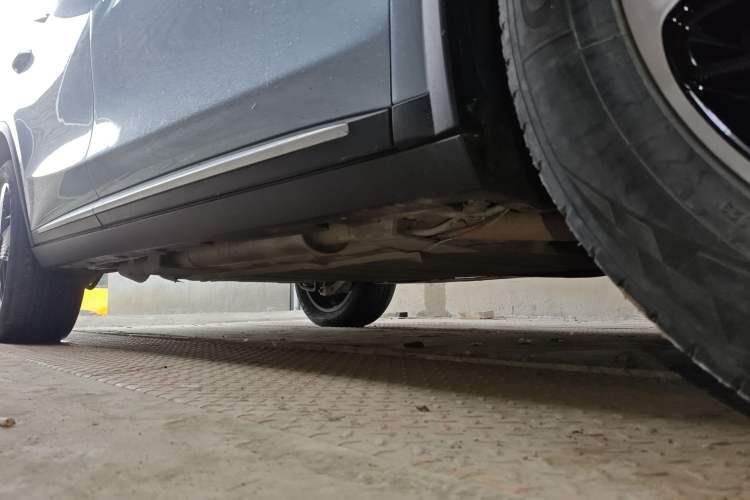 Used BYD Tang New Energy 2023 DM-i Champion Edition 112KM Prestige Model Right Side Sill