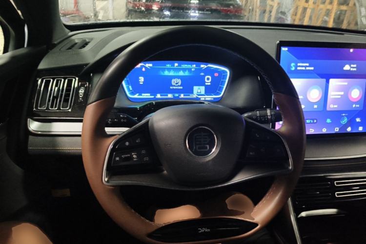 Used BYD Tang New Energy 2023 DM-i Champion Edition 112KM Prestige Model Steering Wheel