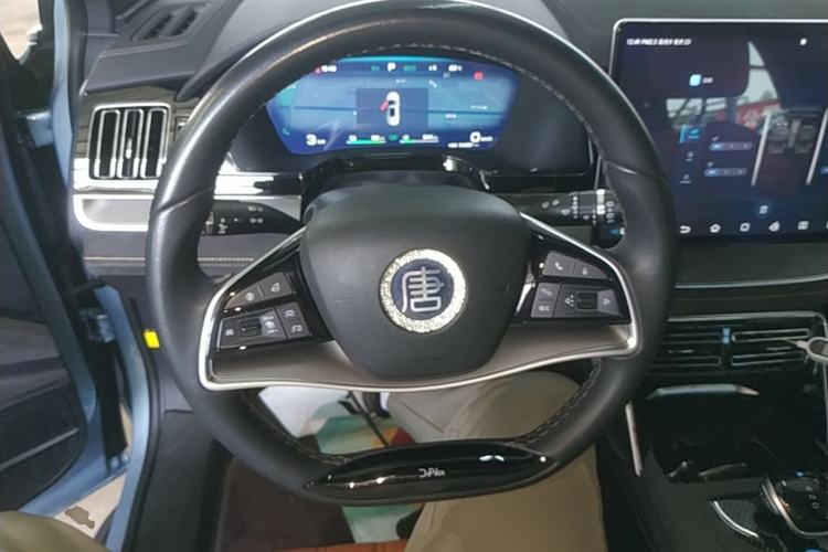 Used BYD Tang New Energy 2023 DM-i Champion Edition 112KM Prestige Model Steering Wheel