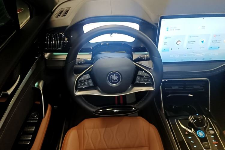Used BYD Tang New Energy 2023 DM-i Champion Edition 112KM Prestige Model Steering Wheel