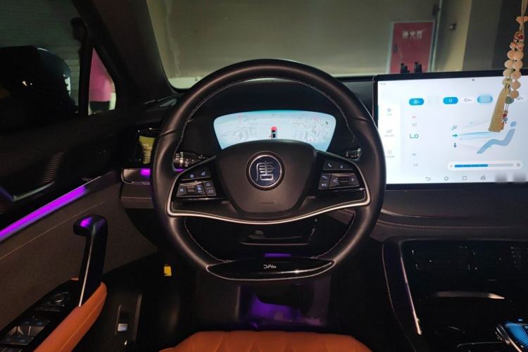 Used BYD Tang New Energy 2023 DM-i Champion Edition 112KM Prestige Model Steering Wheel