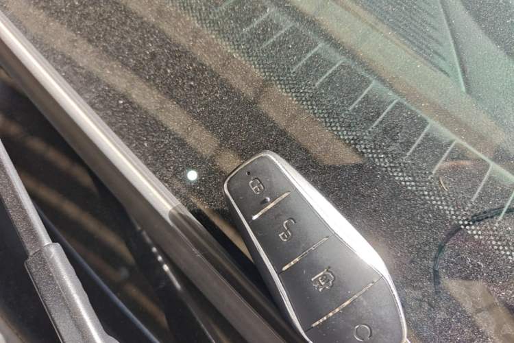 Used BYD Tang New Energy 2023 DM-i Champion Edition 112KM Prestige Model Vehicle Key