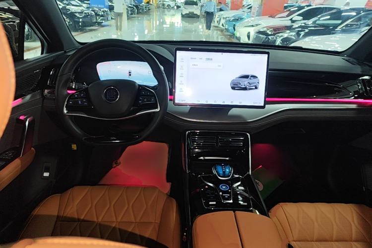 Used BYD Tang New Energy 2023 DM-i Champion Edition 112KM Prestige Model Center Console