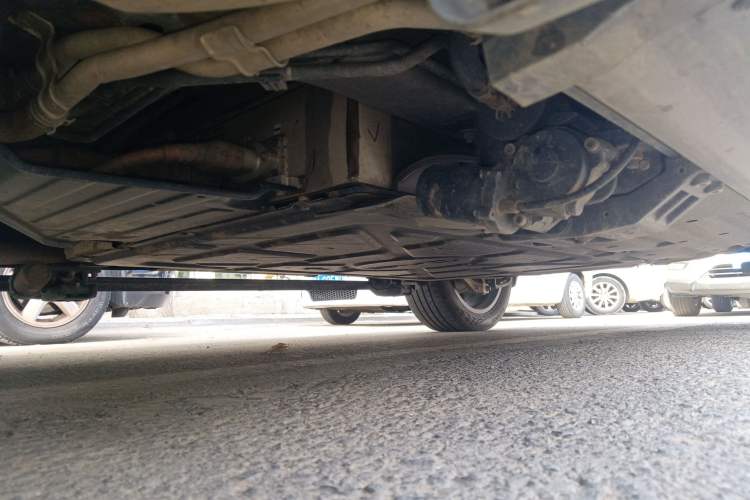 Used BYD Tang New Energy 2023 DM-i Champion Edition 112KM Prestige Model Chassis Front Left