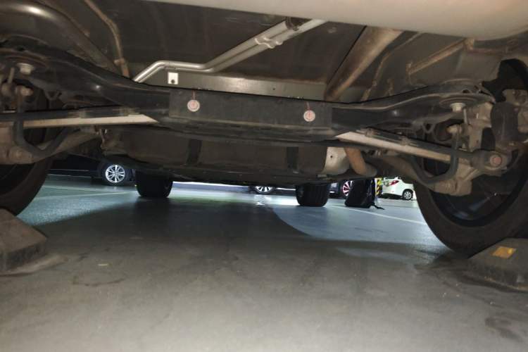 Used BYD Tang New Energy 2023 DM-i Champion Edition 112KM Prestige Model Chassis Rear