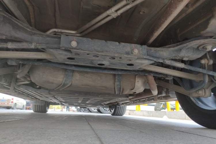Used BYD Tang New Energy 2023 DM-i Champion Edition 112KM Prestige Model Chassis Rear