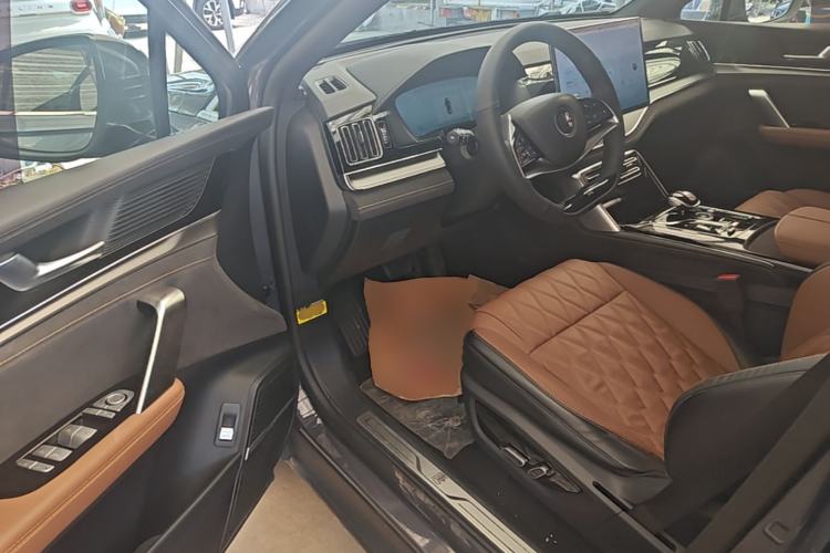 Used BYD Tang New Energy 2023 DM-i Champion Edition 112KM Prestige Model Driver Seat