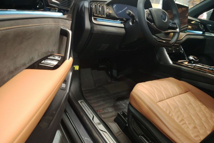 Used BYD Tang New Energy 2023 DM-i Champion Edition 112KM Prestige Model Driver Seat