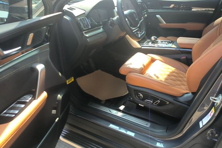 Used BYD Tang New Energy 2023 DM-i Champion Edition 112KM Prestige Model Driver Seat