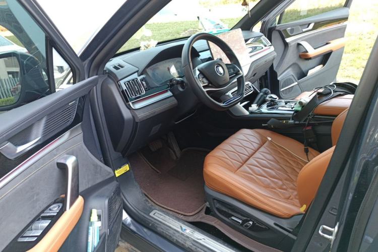 Used BYD Tang New Energy 2023 DM-i Champion Edition 112KM Prestige Model Driver Seat