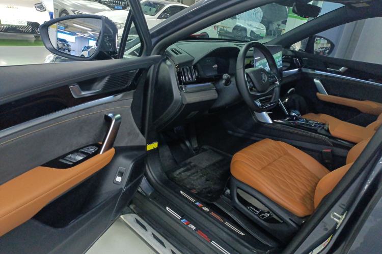Used BYD Tang New Energy 2023 DM-i Champion Edition 112KM Prestige Model Driver Seat