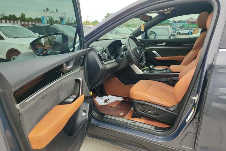 Used BYD Tang New Energy 2023 DM-i Champion Edition 112KM Prestige Model Driver Seat