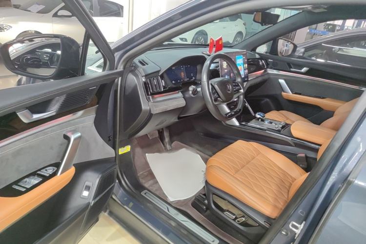 Used BYD Tang New Energy 2023 DM-i Champion Edition 112KM Prestige Model Driver Seat