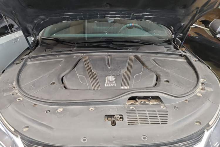 Used BYD Tang New Energy 2023 DM-i Champion Edition 112KM Prestige Model Engine Bay