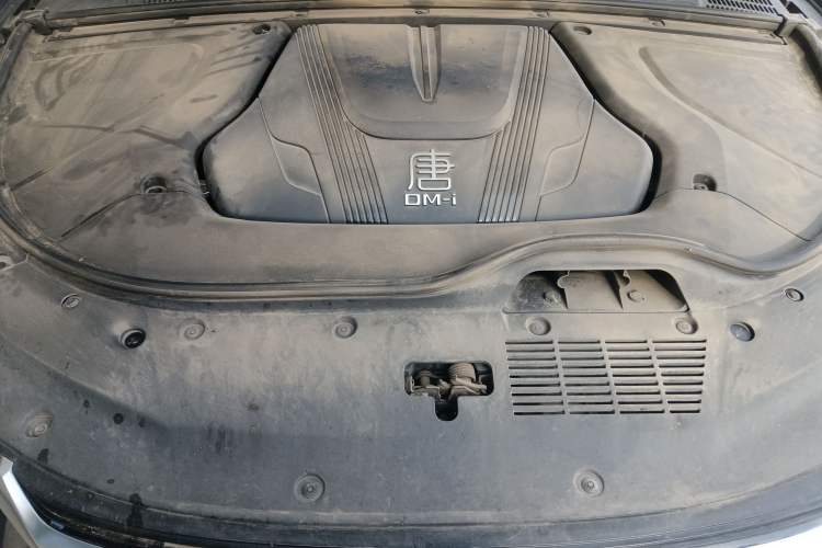 Used BYD Tang New Energy 2023 DM-i Champion Edition 112KM Prestige Model Engine Bay