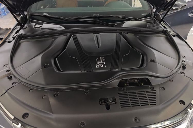 Used BYD Tang New Energy 2023 DM-i Champion Edition 112KM Prestige Model Engine Bay