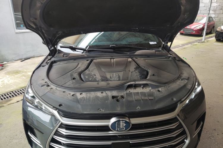 Used BYD Tang New Energy 2023 DM-i Champion Edition 112KM Prestige Model Engine Bay
