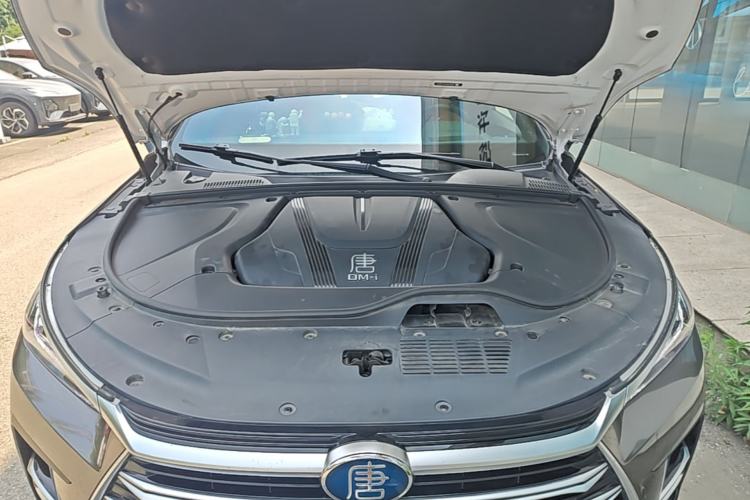 Used BYD Tang New Energy 2023 DM-i Champion Edition 112KM Prestige Model Engine Bay