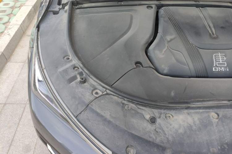Used BYD Tang New Energy 2023 DM-i Champion Edition 112KM Prestige Model Engine Bay Right