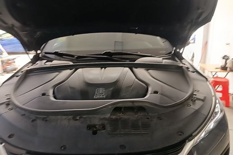 Used BYD Tang New Energy 2023 DM-i Champion Edition 112KM Prestige Model Engine Bay