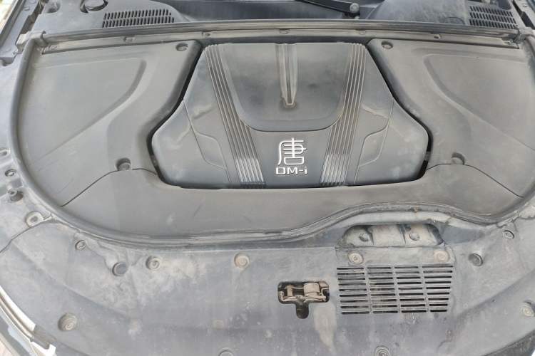 Used BYD Tang New Energy 2023 DM-i Champion Edition 112KM Prestige Model Engine Bay