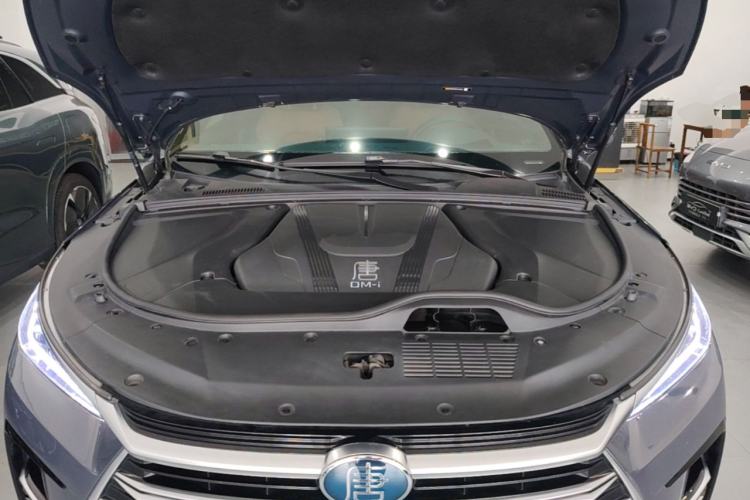 Used BYD Tang New Energy 2023 DM-i Champion Edition 112KM Prestige Model Engine Bay