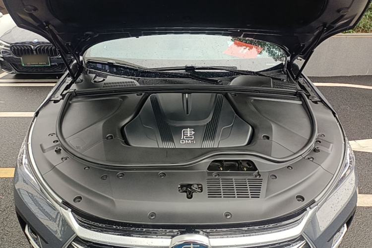 Used BYD Tang New Energy 2023 DM-i Champion Edition 112KM Prestige Model Engine Bay