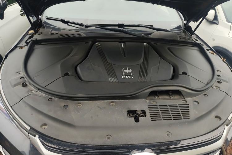 Used BYD Tang New Energy 2023 DM-i Champion Edition 112KM Prestige Model Engine Bay