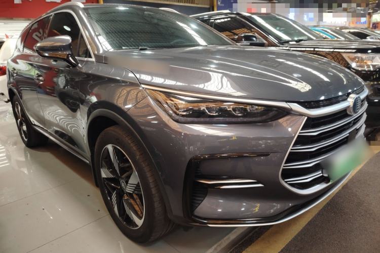 Used BYD Tang New Energy 2023 DM-i Champion Edition 112KM Prestige Model Front Right 45 Deg