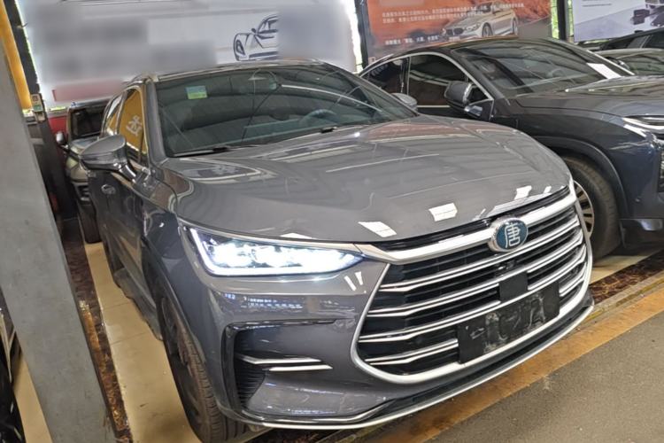 Used BYD Tang New Energy 2023 DM-i Champion Edition 112KM Prestige Model Front Right 45 Deg