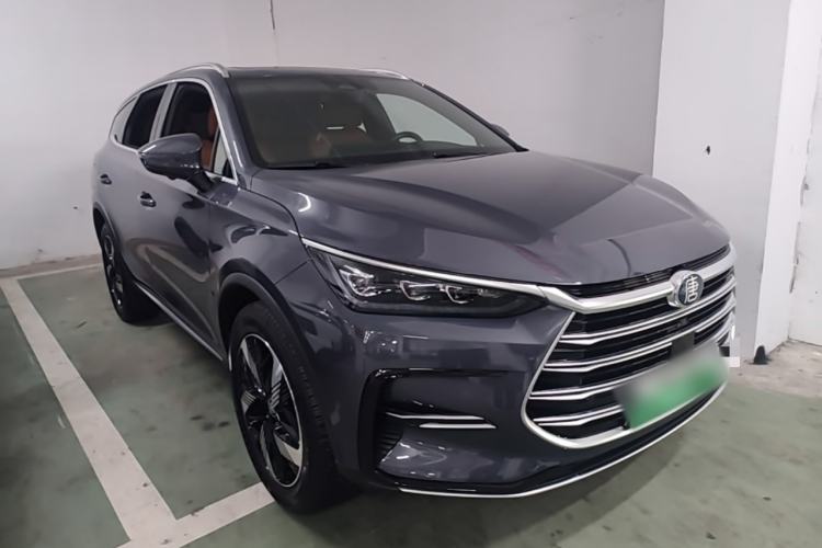 Used BYD Tang New Energy 2023 DM-i Champion Edition 112KM Prestige Model Front Right 45 Deg