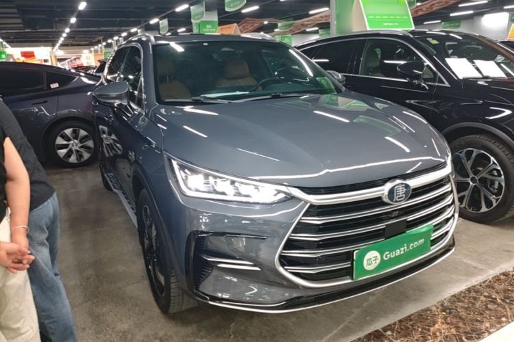 Used BYD Tang New Energy 2023 DM-i Champion Edition 112KM Prestige Model Front Right 45 Deg